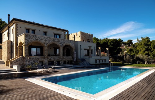 Oropos Villa | Villa Kalamos/Sea View and Pool nearby Athens/Tower