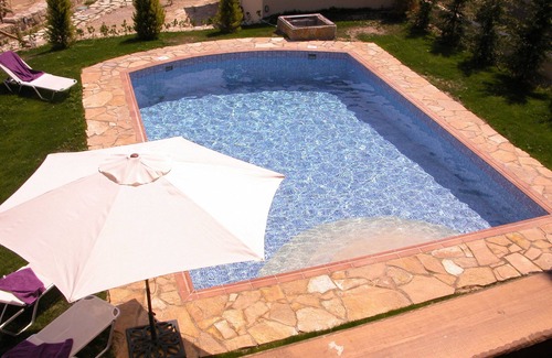 Heraklion Villa | Villa Kalithea, stunning views of vineyards & mountains with the sea at distance