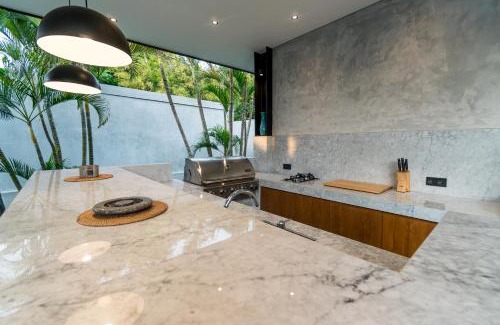 Seminyak Villa | Villa KALOOKA, a vacation in paradise.