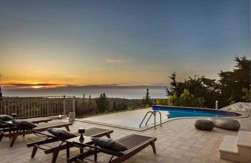 Antipata House | Villa Karmaniolos