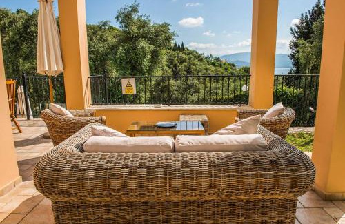 Gimari Villa | Villa Karydia Yaliskari Bay