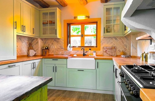 Fethiye City Center Villa | Villa kayi kottage 1.3 Km to Çaliş Beach vacation rental