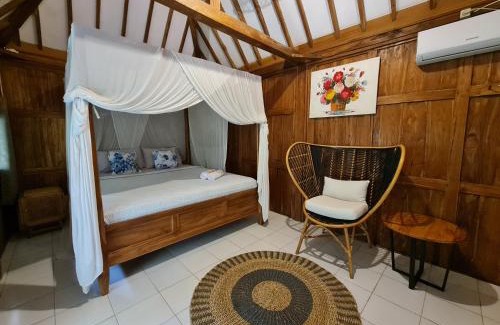 Bangunjiwo Villa | Villa Kayu Yogyakarta