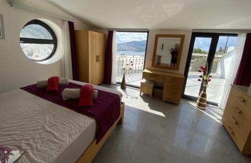 Kalkan Villa | Villa Kirmizi Lale, Private Pool, Gardens, Very Close to Town - No Need for Taxi