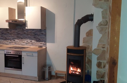 Kueps Condo | Villa Kunterbunt XXL, 150sqm furnished. Maisonette apartment with garden, sauna, 2 bathrooms