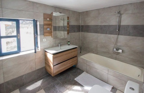 Ortaca Villa | Villa Kurdele - Three Bedroom Villa, Sleeps 6