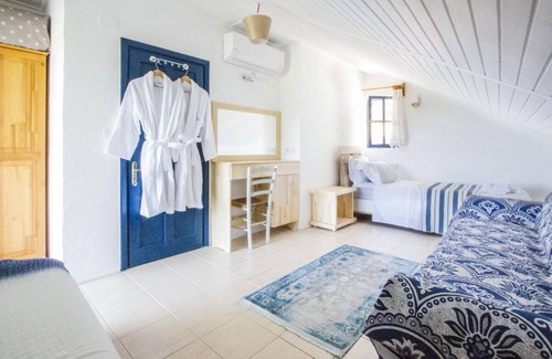 Ortaca Villa | Villa Kurdele - Three Bedroom Villa, Sleeps 6