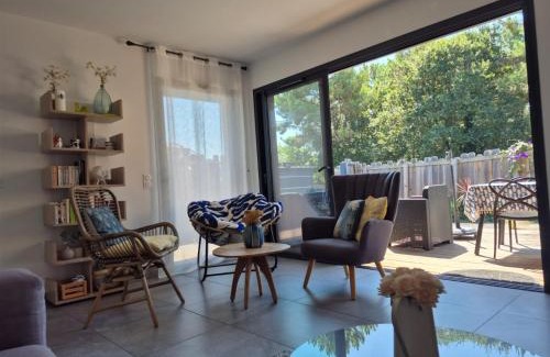 Mimizan-Plage House | Villa L'espourguit proche de l'océan et de la forêt