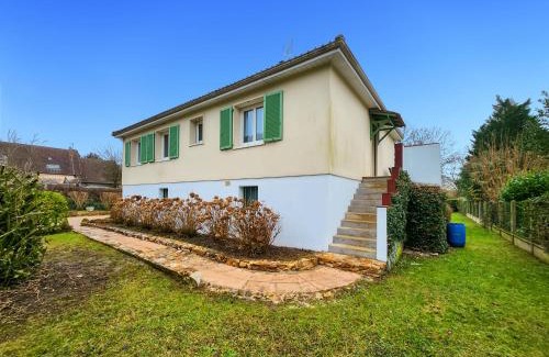 Maisoncelles-en-Brie Villa | Villa L'Isachrist, Calme, Confort, 20' Disneyland