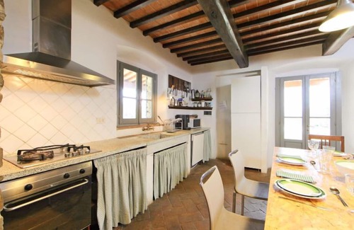 Civitella in Val di Chiana House | Villa La Piaggia by Interhome