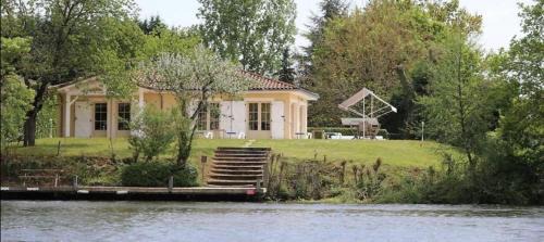 Le Temple-sur-Lot House | Villa la Rive, River Villa
