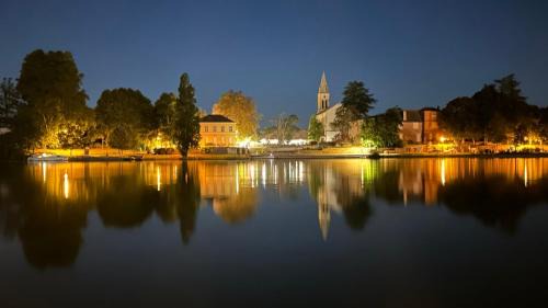 Le Temple-sur-Lot House | Villa la Rive, River Villa