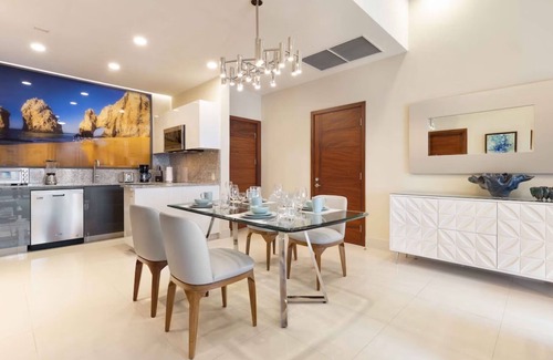 El Zacatal Apartment | Villa La Valencia 2 Bdrm sleeps 6. Five stars! Gorgeous Beach & Ocean views