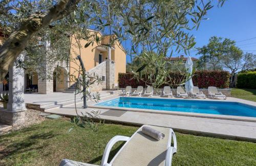 Marasi Villa | Villa Ladonja with Private Pool and Sauna