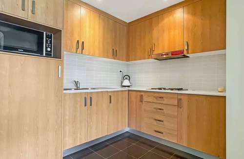 Lovedale Villa | Villa Lago - Designer villa at Rydges Resort
