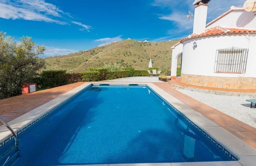 Arenas Villa | Villa Lantana Algarrobo by Ruralidays