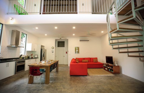 El Cerro House | Villa Lapas: Spacious, Lush 2-Bedroom Home & 2-Bedroom Apart, Central, Wildlife!
