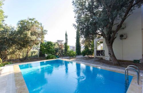 Yalikavak City Center Villa | Villa Leo Bodrum