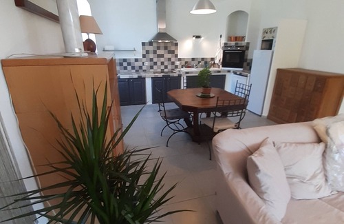 Morieres-les-Avignon House | Villa "Les Bambous" Garden, Terrace, Air-conditioned, Wifi, Parking.