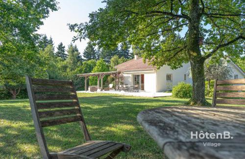 Eyjeaux House | Villa Les Papillons Haven of Peace and Comfort