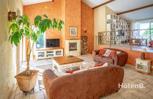Eyjeaux House | Villa Les Papillons Haven of Peace and Comfort