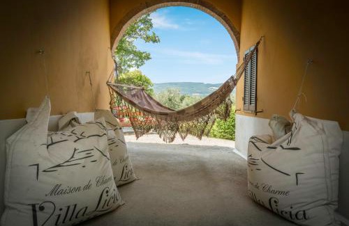 Chiusi Villa | Villa Licia, Val D'orcia, Private Pool, Jacuzzi, Wifi