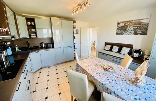 Warnemuende Apartment | Villa Lipsia, lake view