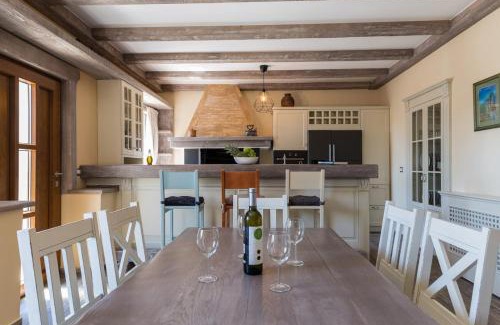 Lasici Villa | Villa Loki Luxury in Tradition