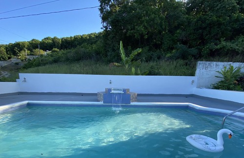 Duncans Bed & Breakfast | Villa Lord Royale is close to Sumfest venue in Montego Bay.