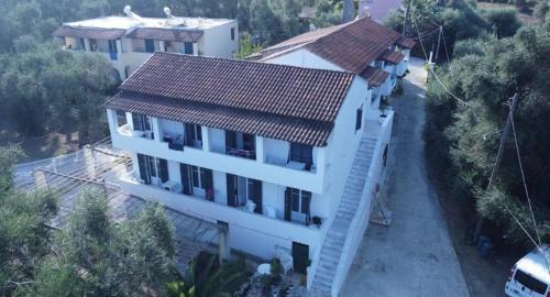 Agios Georgios Pagon Apartment | Villa Lucia