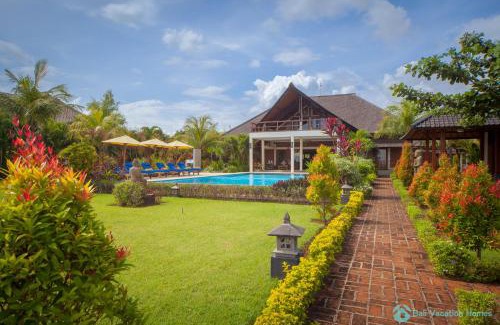 Banjartegehe Villa | Villa Lumba Lumba - When perfection isn't enough!