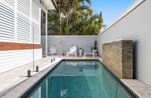 Miami House | Villa Luxe Miami 3BR, Pool, 150m to beach