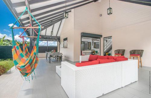 Gros-Morne Villa | Villa Mabèlo enracinée dans la mémoire ouverte sur le monde