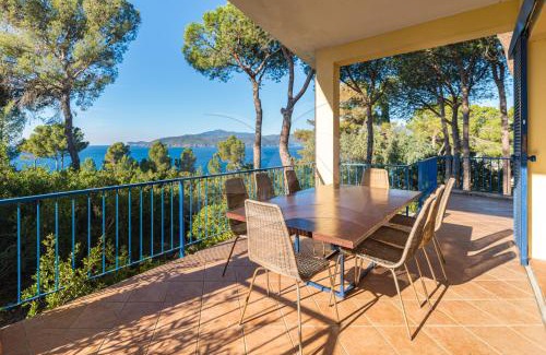 Madonna delle Grazie Villa | Villa Madonna delle Grazie con accesso privato al mare - Goelba