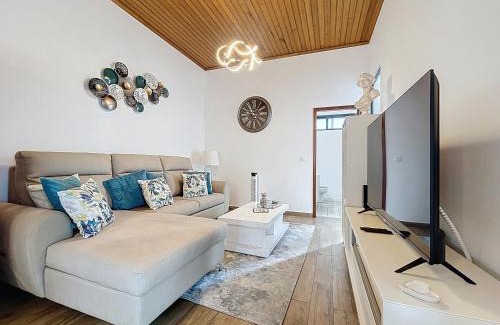 Machico House | Villa Magnolia by Atlantic Holiday