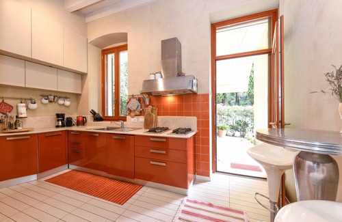 Gardone Riviera Villa | Villa Magnolia a Lago - for 8 persons Gardone Riviera