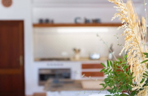 S'Arxiduc Villa | Villa Magnolia - Luxury Mallorcan finca with tennis court, mountain and sea.