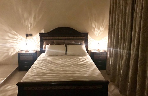 Agafay Villa | Villa Majorelle, a romantic setting