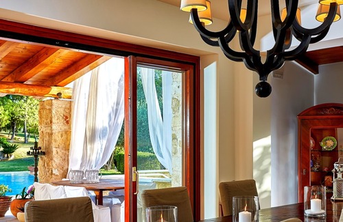 Malevizi Villa | Villa Malvazia Luxury