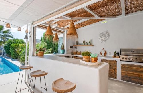 Arnella Villa | Villa Manana by Interhome
