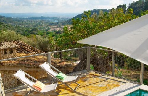Mancor de la Vall Villa | Villa Mancor Pool & Mountain Views