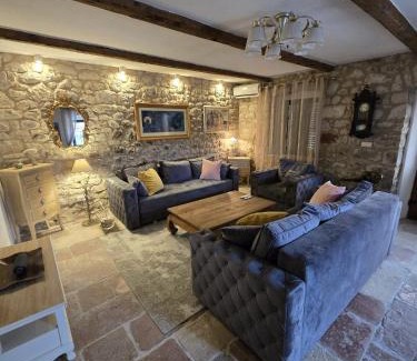 Radovici Villa | Villa Mara Lustica Bay Retreat near Kotor, Tivat