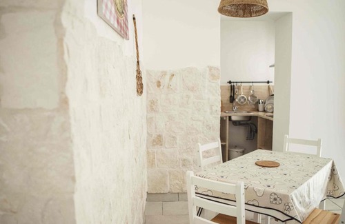 Castellana Grotte Villa | Villa Maria, 2 Private Suites, Private Pool & BBQ