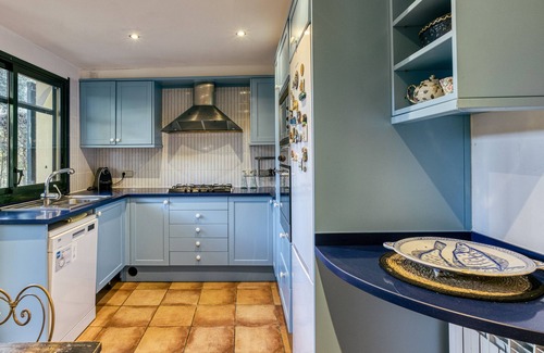 Navata Villa | Villa 'Maria' with Private Pool, Wi-Fi and Air Conditioning