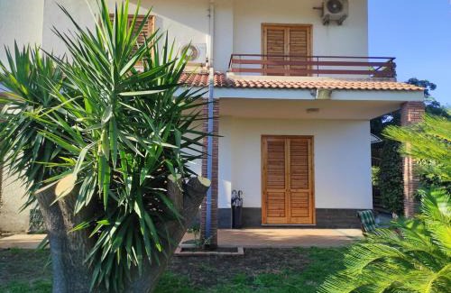 Aci Sant'Antonio House | Villa Mariposa