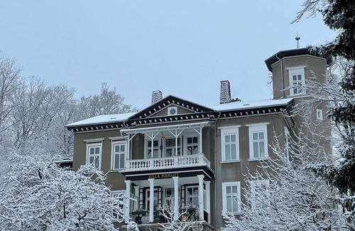 Arnstadt Apartment | Villa Marlitt Living in the countryside and a 5-minute walk to the old town