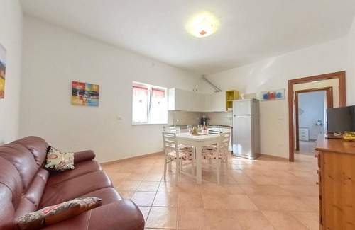 Specchiolla Villa | Villa Marzio 900m from the sea + private parking space