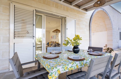 Giurdignano Villa | Villa 'Masseria Libra' with Private Terrace, Private Garden and Air Conditioning
