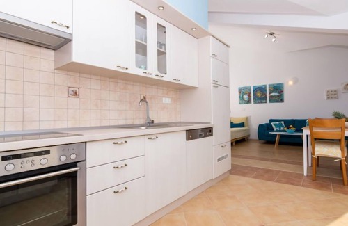 Okrug Gornji Apartment | Villa MatAna by Interhome