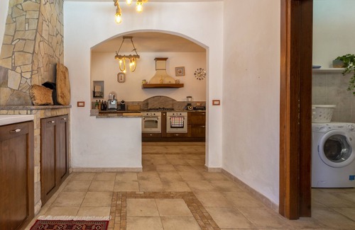 Sorso Villa | Villa 'Matian' with Private Pool, Wi-Fi and Air Conditioning